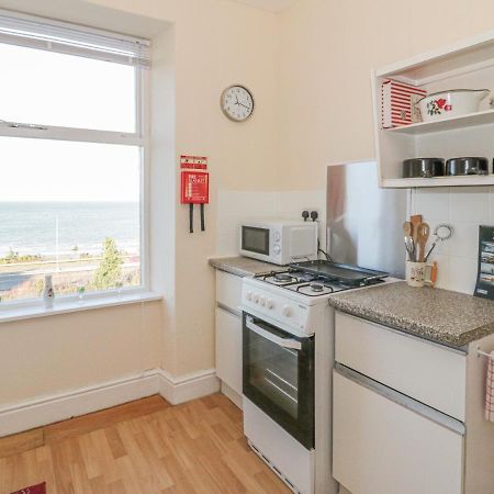 Llys Madoc, First Floor Flat Apartamento Penmaen-mawr Exterior foto